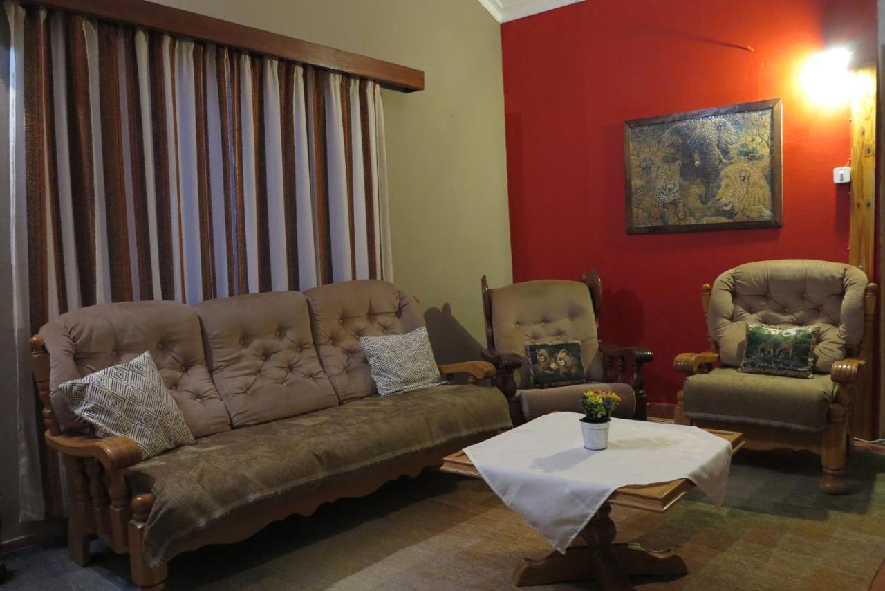 Okahandja Guesthouse Kültér fotó